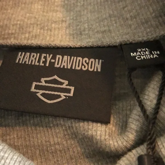 Harley-Davidson Ribbed Knit Turtleneck Sweater - Picture 9 of 9